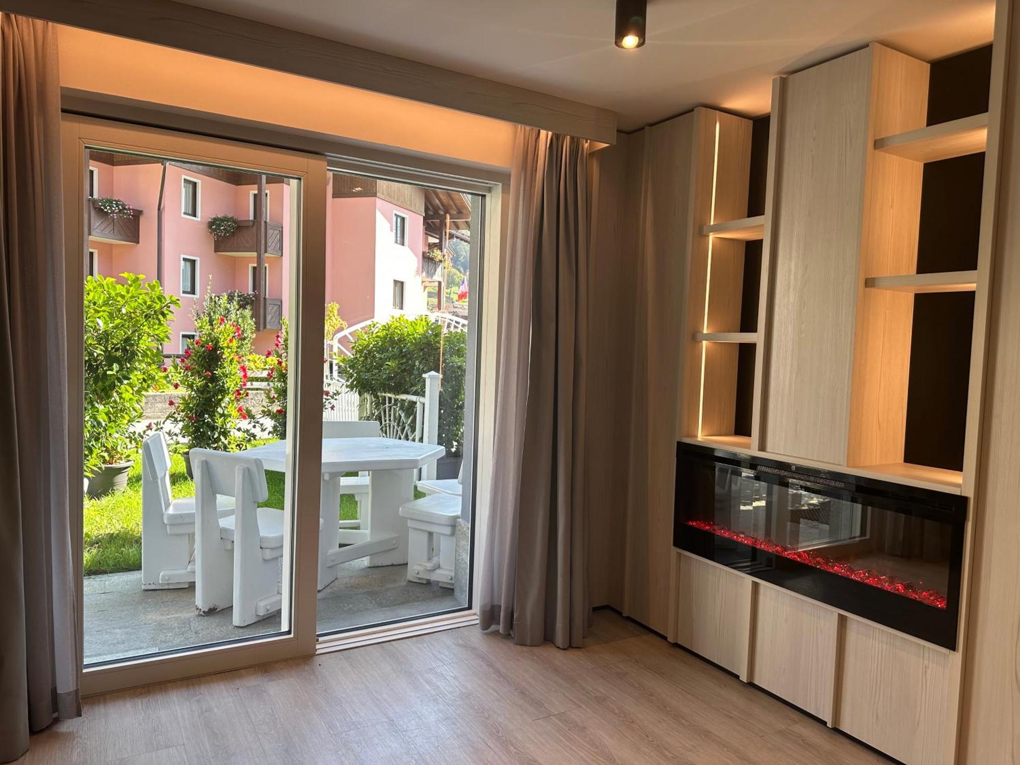 Rosensuite La Residenza Del Rosengarten Pinzolo Eksteriør billede